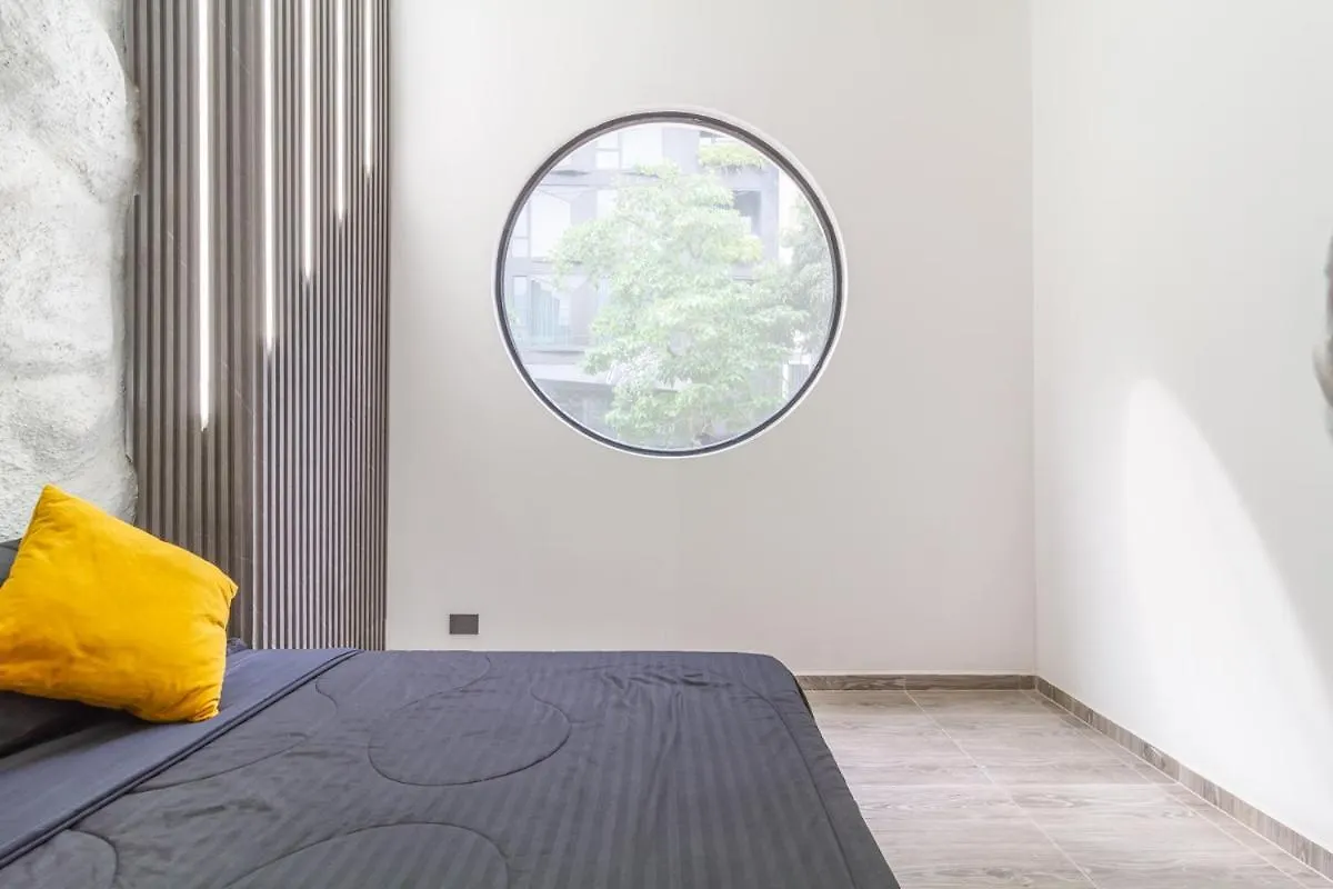 6 Bedroom With Jacuzzi 1 Block From Lleras P10 메딜린
